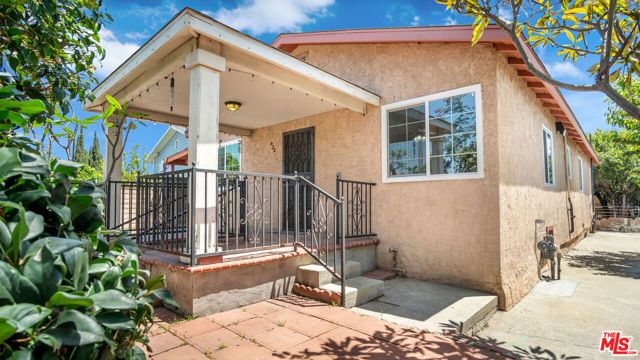 472 N Ezra Street, Los Angeles, CA 90063
