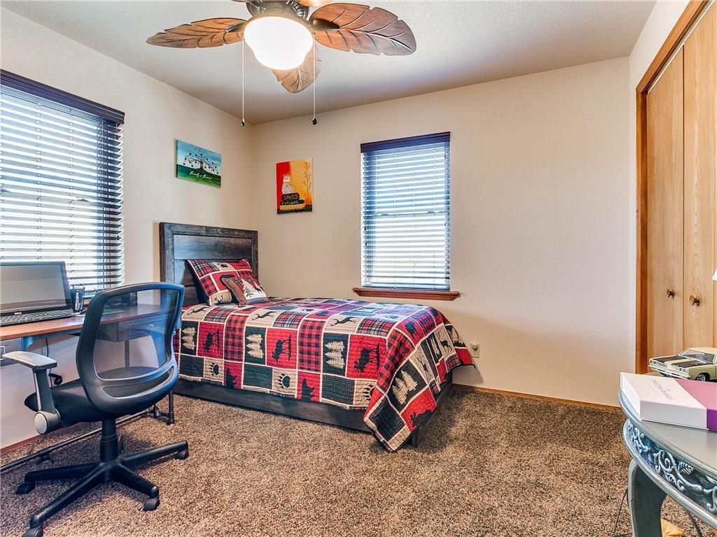 Image 13 of property listing at 980916 S Highway 18, Chandler, OK 74834