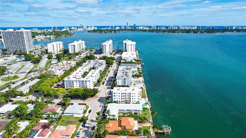 1750 S Treasure Drive 8, North Bay Village, FL 33141