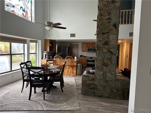 2261 S Harmony Terrace, Crystal River, FL 34429