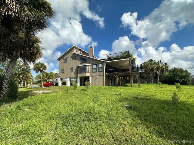 2261 S Harmony Terrace, Crystal River, FL 34429