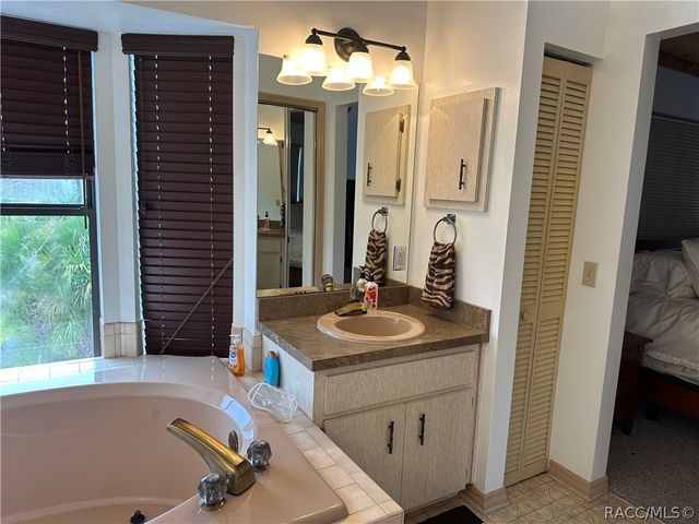 2261 S Harmony Terrace, Crystal River, FL 34429