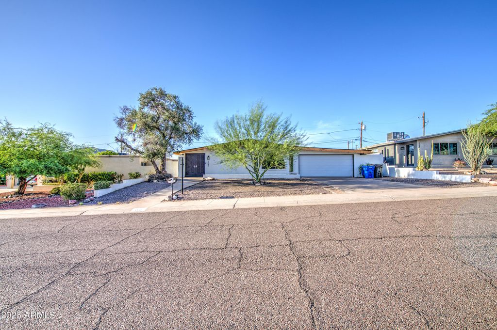 1340 E Townley Avenue, Phoenix, AZ 85020 — exterior