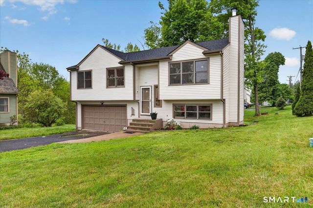 492 Long Hill Road, Middletown, CT 06457