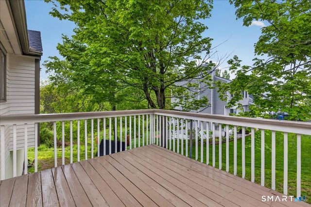 492 Long Hill Road, Middletown, CT 06457