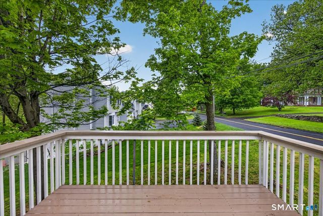 492 Long Hill Road, Middletown, CT 06457
