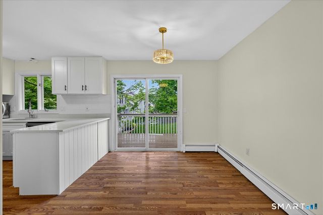 492 Long Hill Road, Middletown, CT 06457
