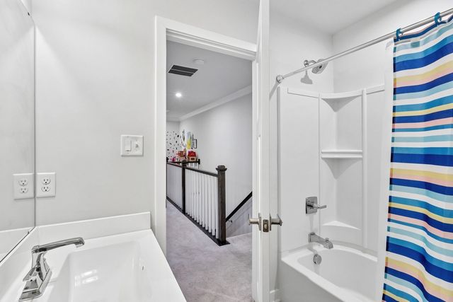 232 Cranesbill DRIVE, Adams Twp, PA 16046