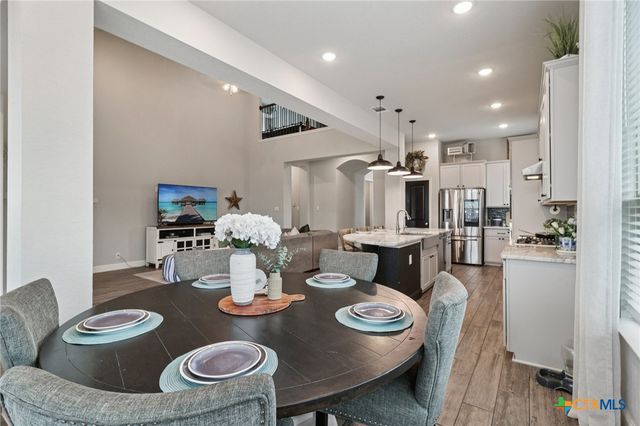 32140 Mustang Hill, Bulverde, TX 78163