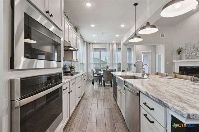 32140 Mustang Hill, Bulverde, TX 78163