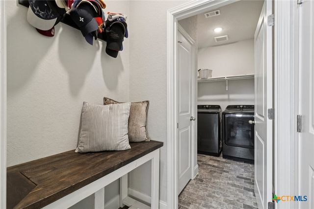 32140 Mustang Hill, Bulverde, TX 78163