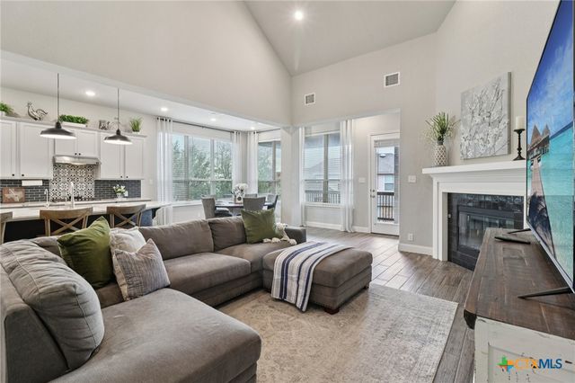 32140 Mustang Hill, Bulverde, TX 78163