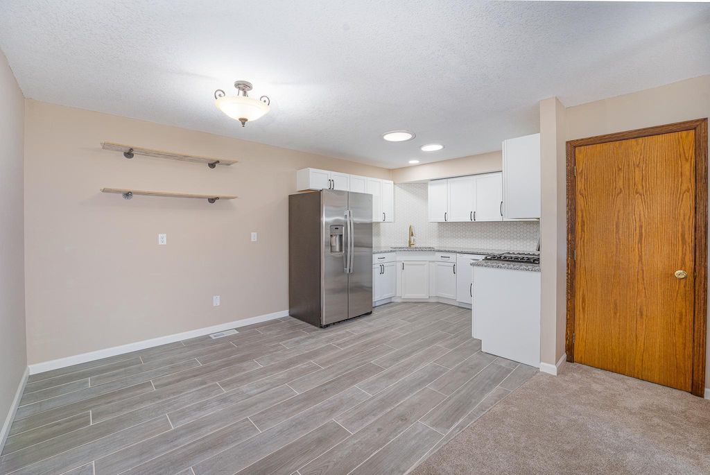 101 Farm Street A, Hastings, MN 55033 — photo 2