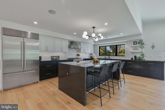 1204 POTOMAC SCHOOL RD, Mclean, VA 22101