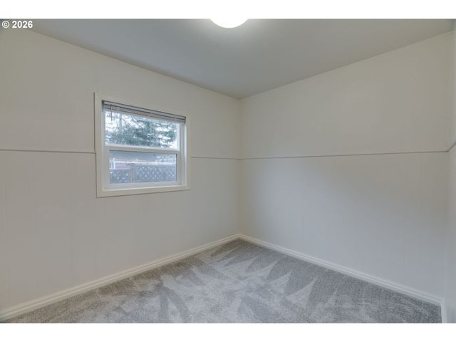 -1 Se 127TH Pl, Portland, OR 97236