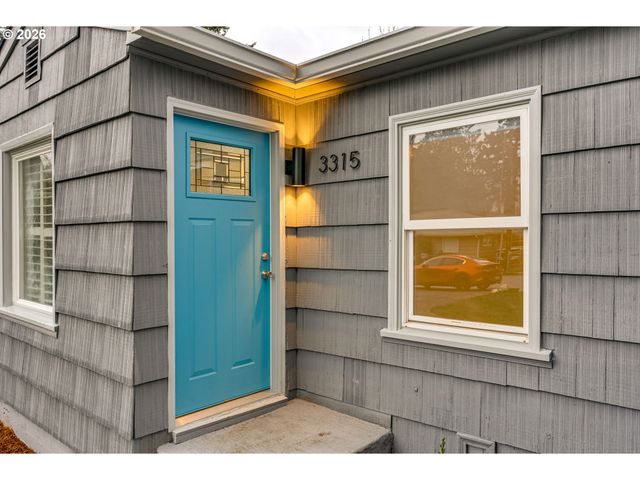 -1 Se 127TH Pl, Portland, OR 97236