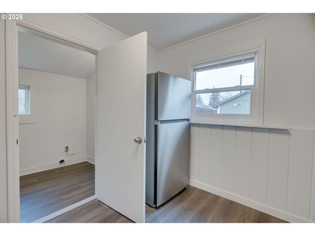 -1 Se 127TH Pl, Portland, OR 97236