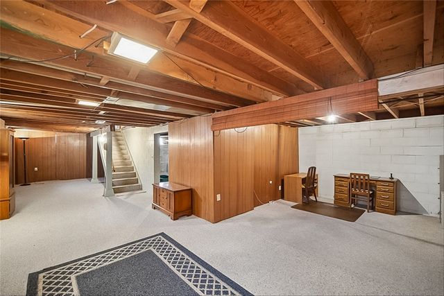 1812 Pearl Drive, West Des Moines, IA 50265