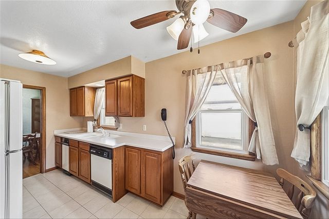 1812 Pearl Drive, West Des Moines, IA 50265