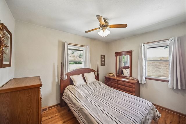 1812 Pearl Drive, West Des Moines, IA 50265