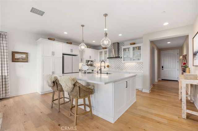 3075 Rue De Latour, Vista, CA 92084