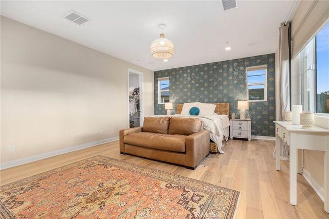3075 Rue De Latour, Vista, CA 92084