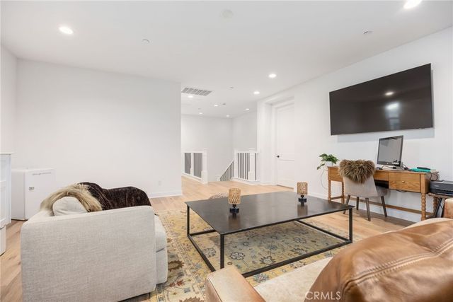 3075 Rue De Latour, Vista, CA 92084