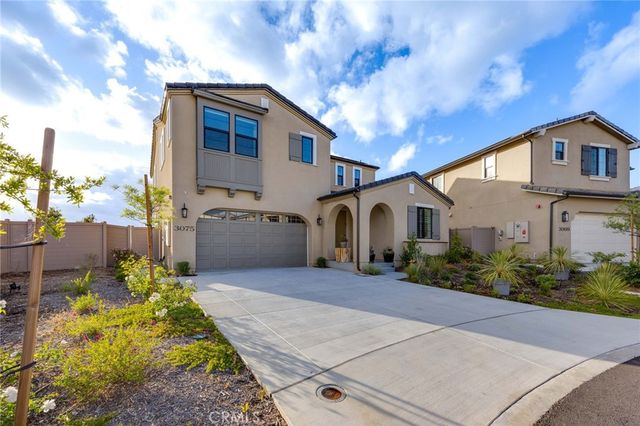 3075 Rue De Latour, Vista, CA 92084
