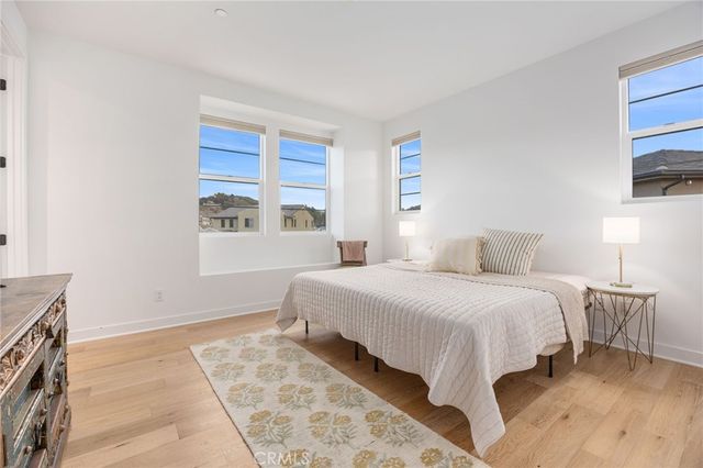 3075 Rue De Latour, Vista, CA 92084