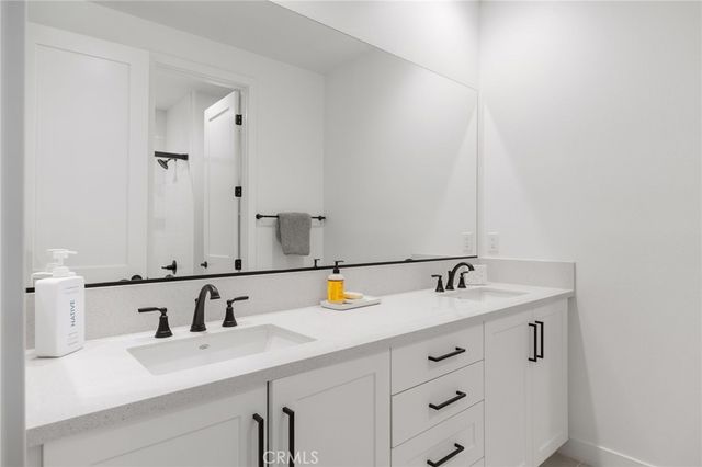 3075 Rue De Latour, Vista, CA 92084