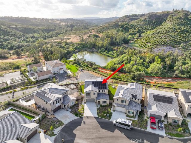 3075 Rue De Latour, Vista, CA 92084