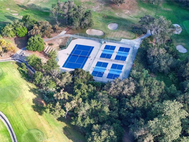 3075 Rue De Latour, Vista, CA 92084