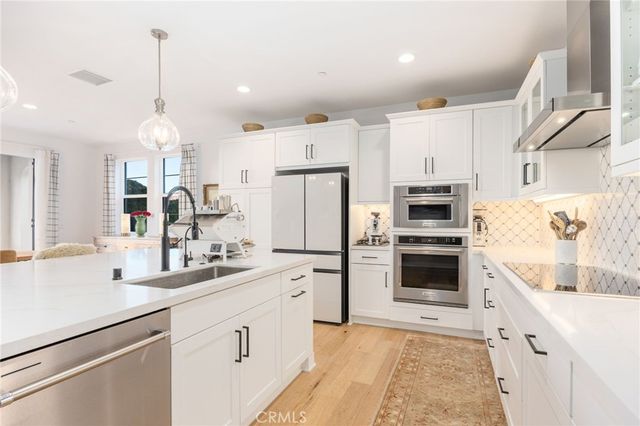 3075 Rue De Latour, Vista, CA 92084