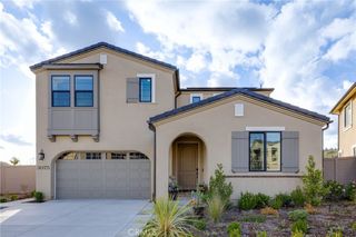 3075 Rue De Latour, Vista, CA 92084