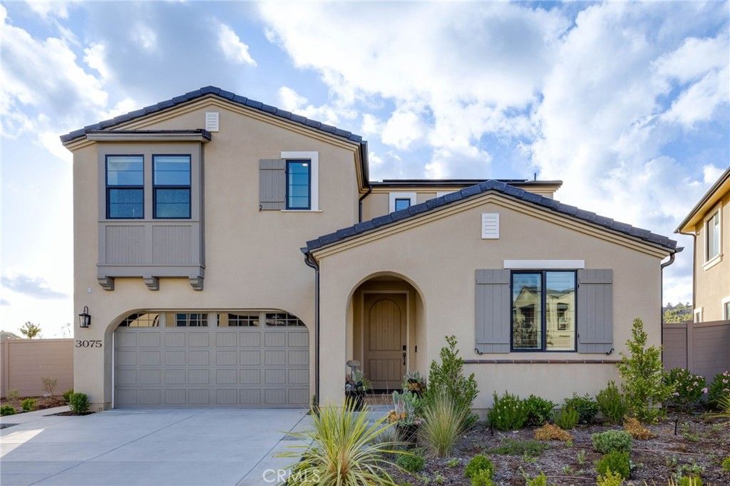3075 Rue De Latour, Vista, CA 92084