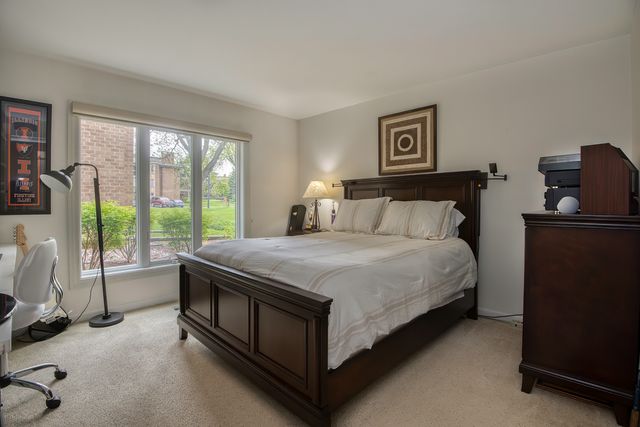 2 Oak Brook Club Drive C103, Oak Brook, IL 60523