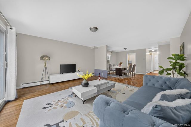6722 Burns Street, Forest Hills, NY 11375