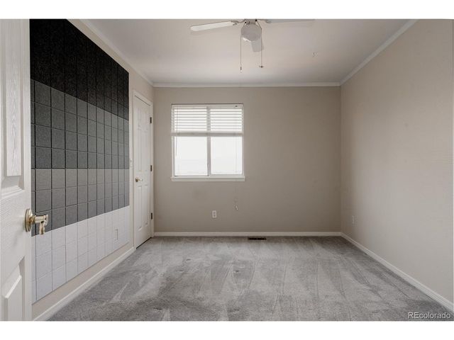 10011 Oak Leaf Way, Littleton, CO 80129