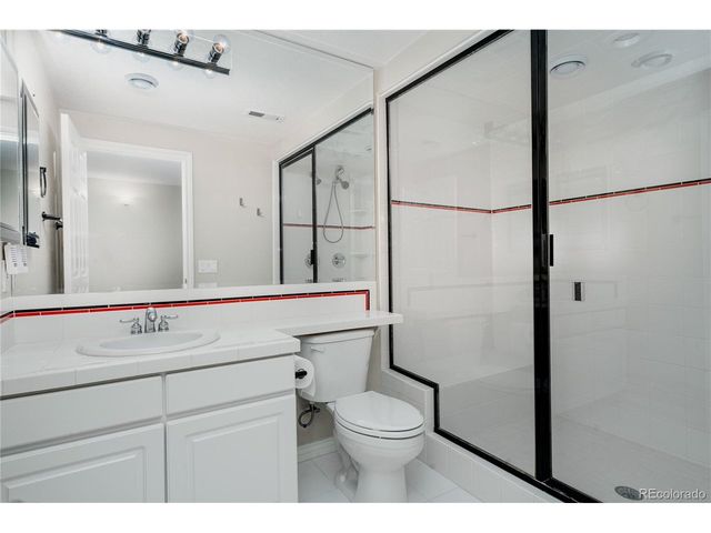 10011 Oak Leaf Way, Littleton, CO 80129
