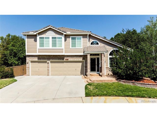 10011 Oak Leaf Way, Littleton, CO 80129