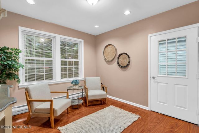 17 Betsy Ross Drive, Monroe, NJ 08831