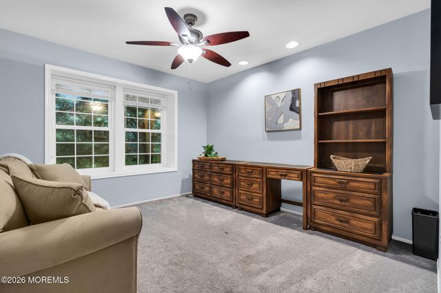 17 Betsy Ross Drive, Monroe, NJ 08831