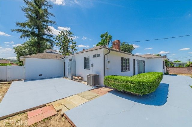 2135 E Daniels, West Covina, CA 91791