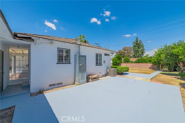 2135 E Daniels, West Covina, CA 91791