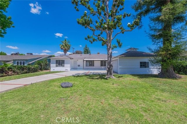 2135 E Daniels, West Covina, CA 91791
