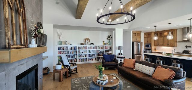 6692 S 337th East Avenue, Broken Arrow, OK 74014