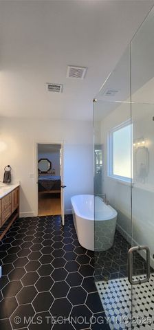 6692 S 337th East Avenue, Broken Arrow, OK 74014