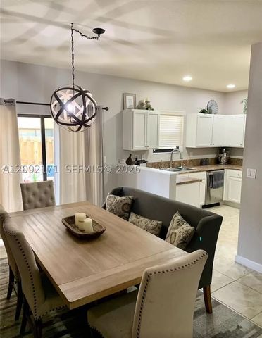 373 NE 37th Ave, Homestead, FL 33033