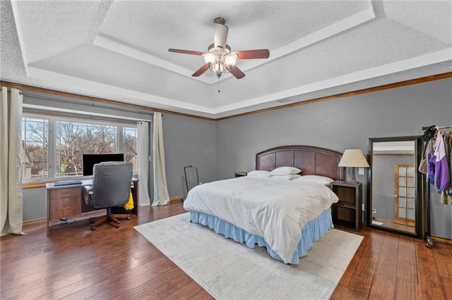 15206 Foster Street, Overland Park, KS 66223