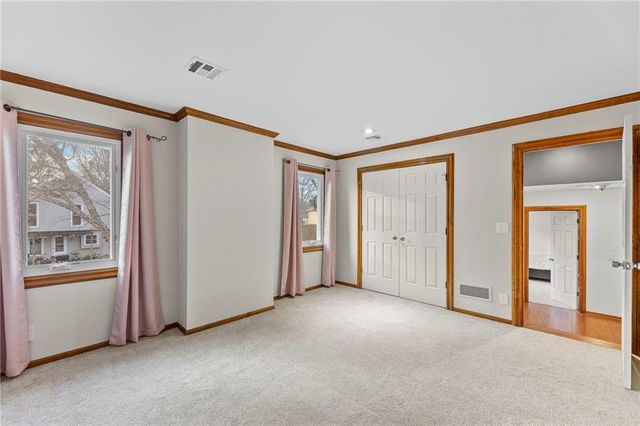 15206 Foster Street, Overland Park, KS 66223